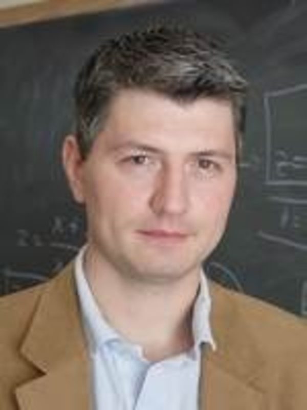 Prof. Eric Lauga
